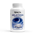 Bivalta Melatonin Kapseln in modernem blau-weißem Premium-Design mit Nachtmotiv. Vegane Melatonin Kapseln mit 1 mg Melatonin pro Kapsel.